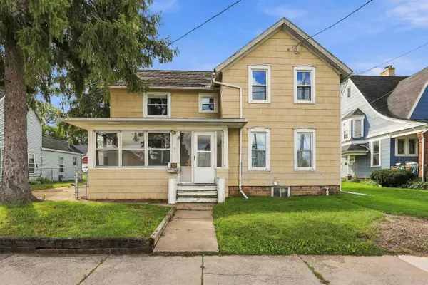 305 E 8th Street, KAUKAUNA, WI 54130