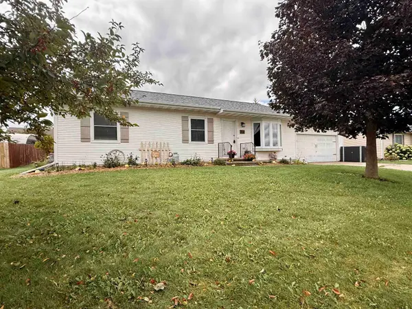 106 Southgate Drive, EDEN, WI 53019-1480