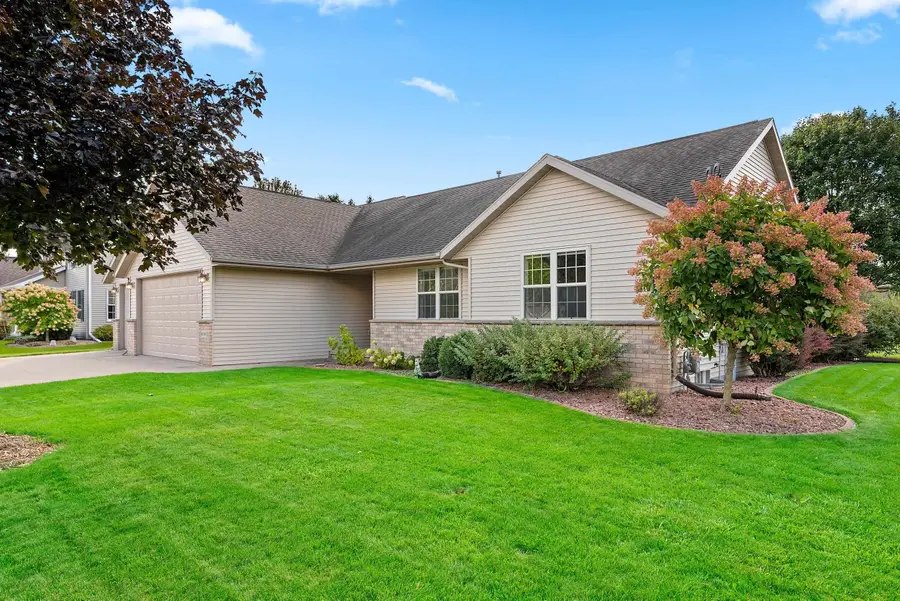 W5985 Sweet William Drive, Appleton, WI 54915 - #3