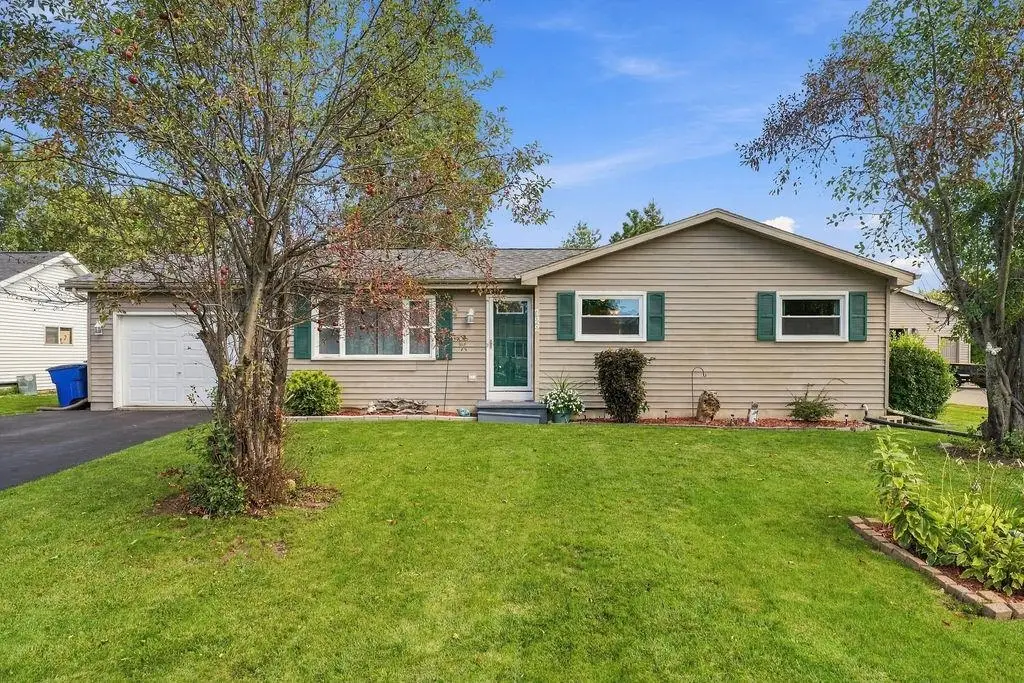 722 Mckinley Avenue, Omro, WI 54963 - #1