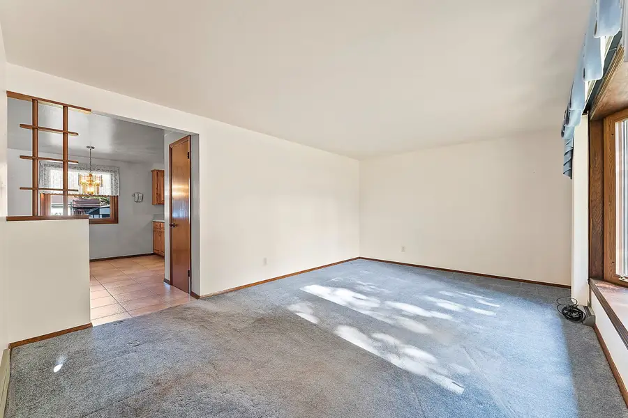 1030 Downer Street, Green Bay, WI 54304-2025 - #3