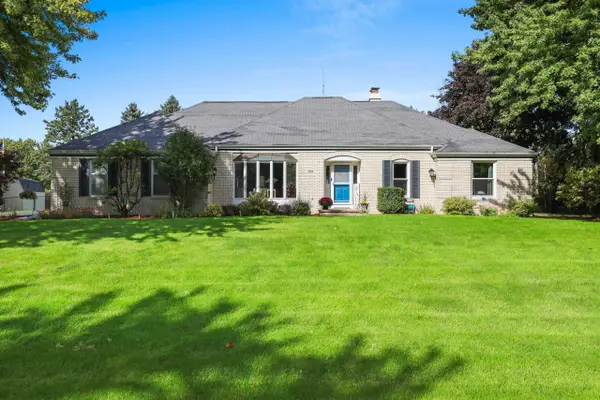 2924 Ridgeway Drive, NEENAH, WI 54956-9529