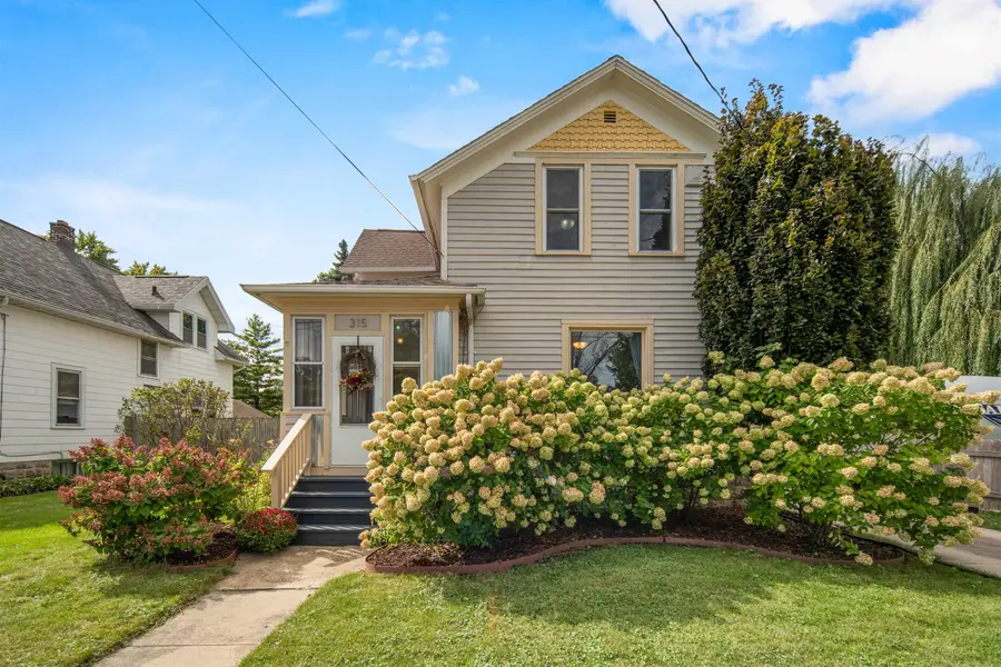 315 Van Street, Neenah, WI 54956-2465 - #2