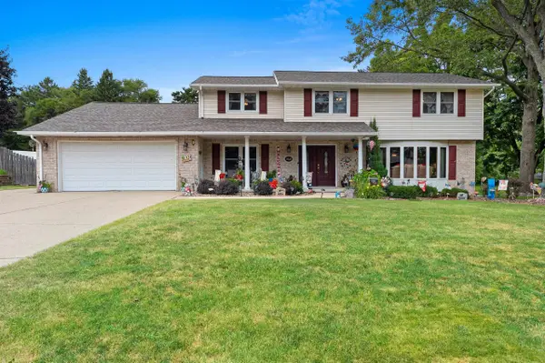 1938 Strawberry Lane, GREEN BAY, WI 54304