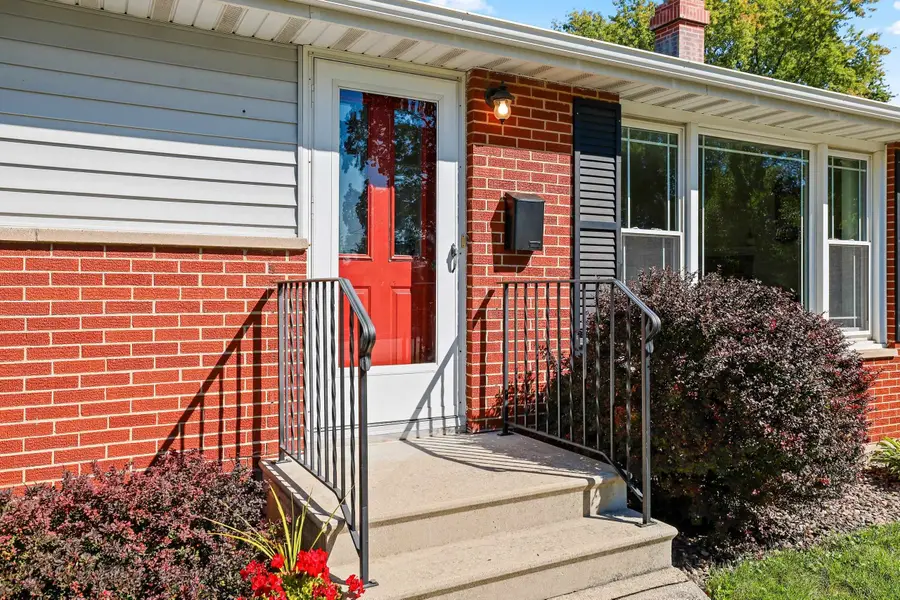 1086 Thorndale Street, Green Bay, WI 54304-3913 - #3