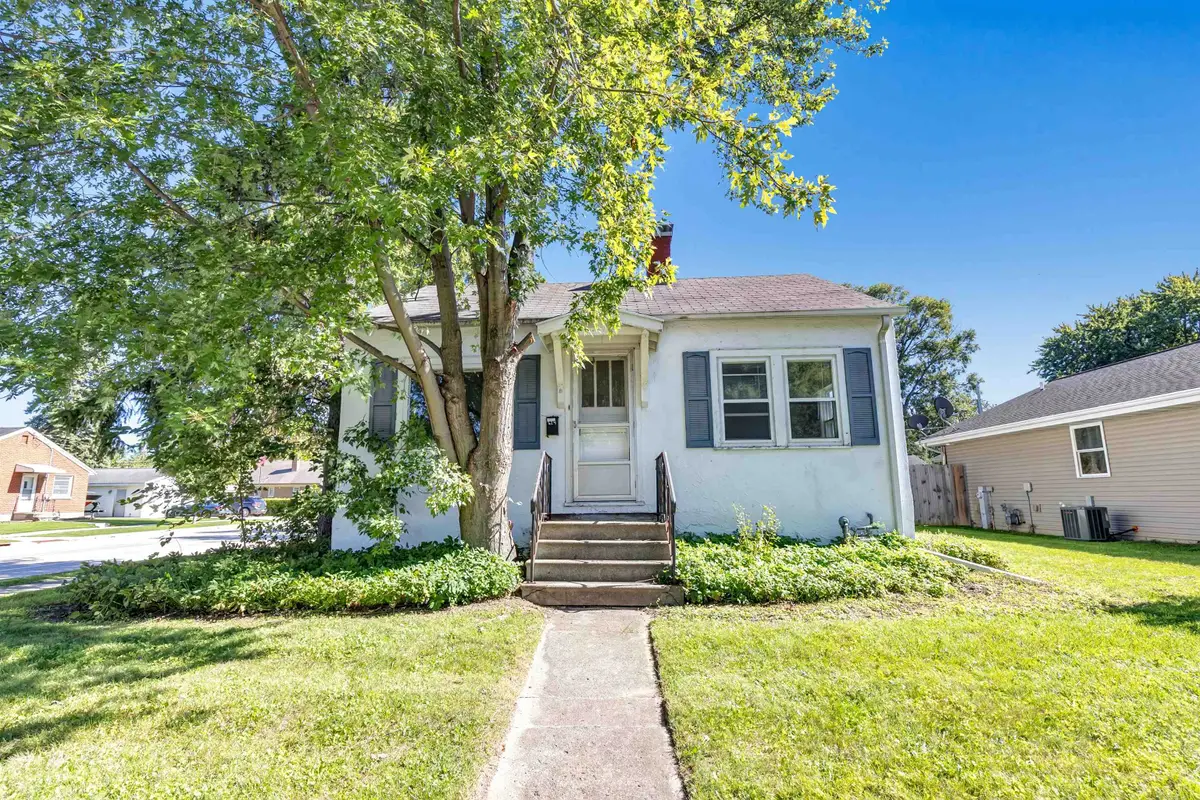 624 Columbia Avenue, Green Bay, WI 54303 - #1