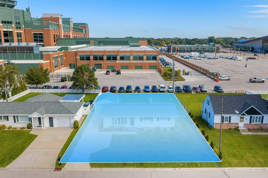 910 Stadium Drive, Green Bay, WI 54304-4449 - #2