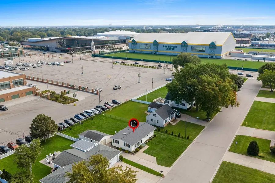 910 Stadium Drive, Green Bay, WI 54304-4449 - #3