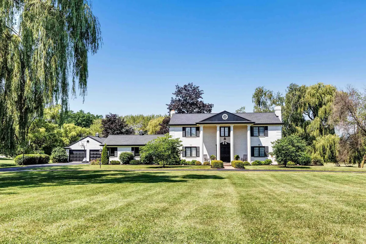 2954 Old Plank Road, De Pere, WI 54115-8645 - #1