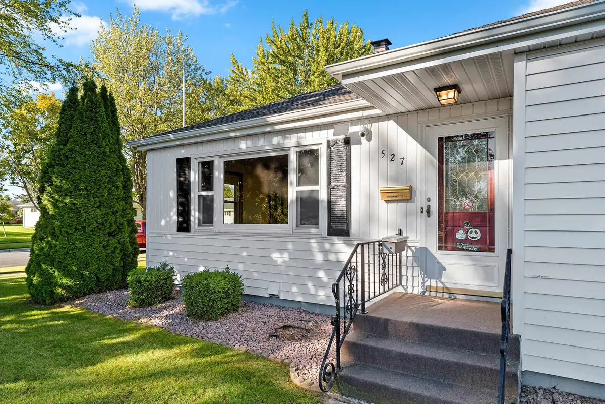 527 Parker Avenue, Algoma, WI 54201 - #1