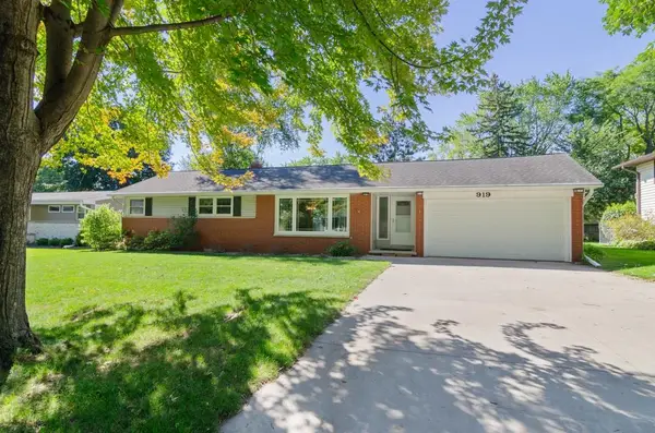 919 Morris Avenue, GREEN BAY, WI 54304