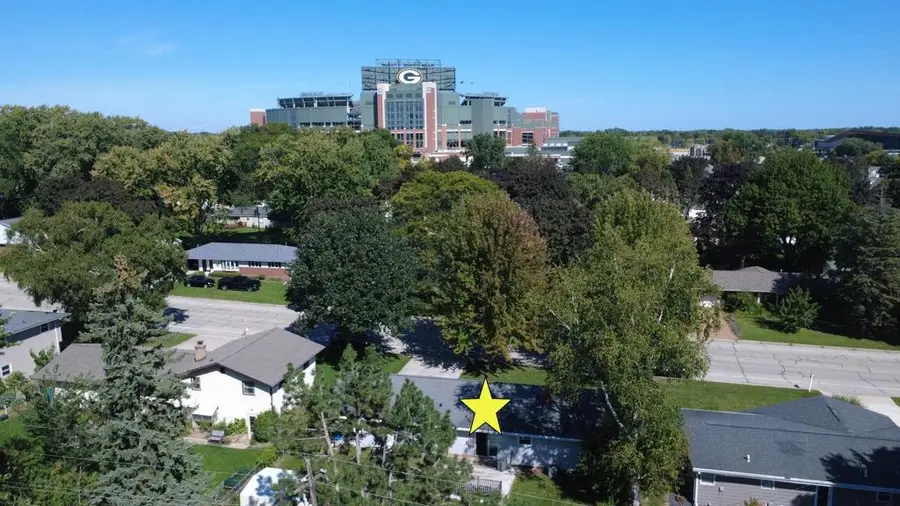 919 Morris Avenue, Green Bay, WI 54304 - #3