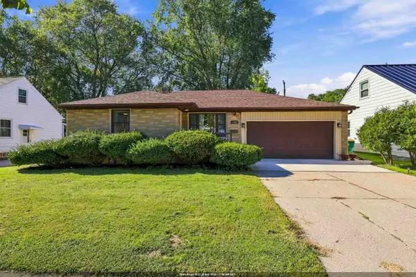 1193 Bond Street, GREEN BAY, WI 54303-4040