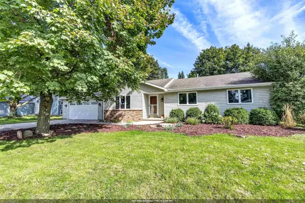 610 S Wild Rose Lane, APPLETON, WI 54914