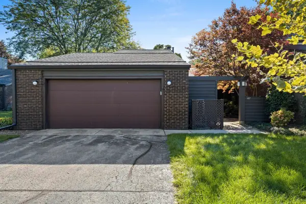 143 Webster Heights Drive, GREEN BAY, WI 54301