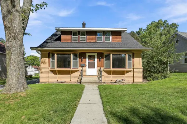 2318 Wisconsin Avenue, NEW HOLSTEIN, WI 53061-1233
