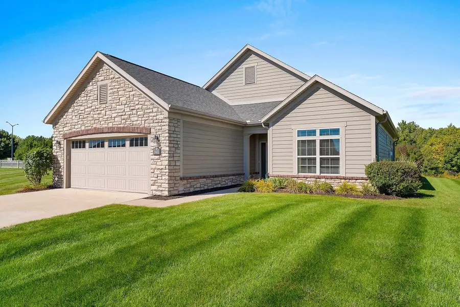 3421 Peppergrass Court, Green Bay, WI 54311 - #2