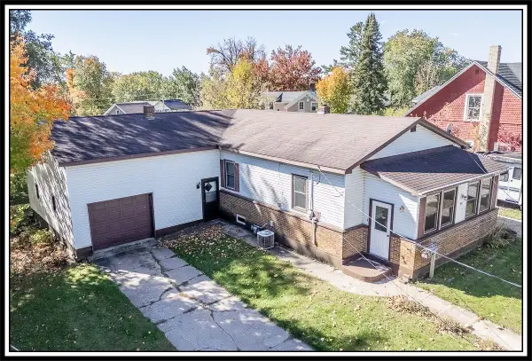 63 W 14th Street, CLINTONVILLE, WI 54929-1268