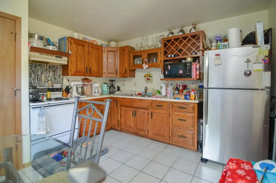 623 Victoria Court, Green Bay, WI 54311 - #3