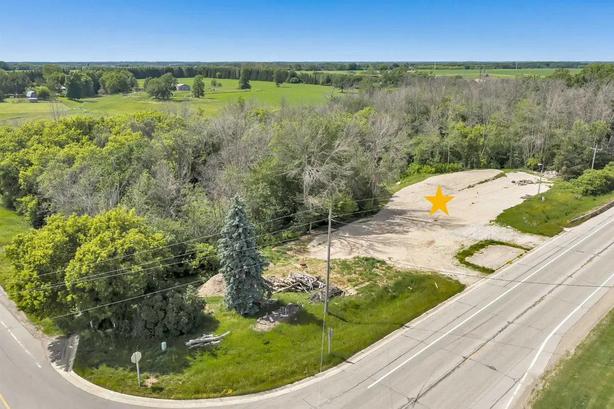 4864 State Highway 57, De Pere, WI 54115 - #1