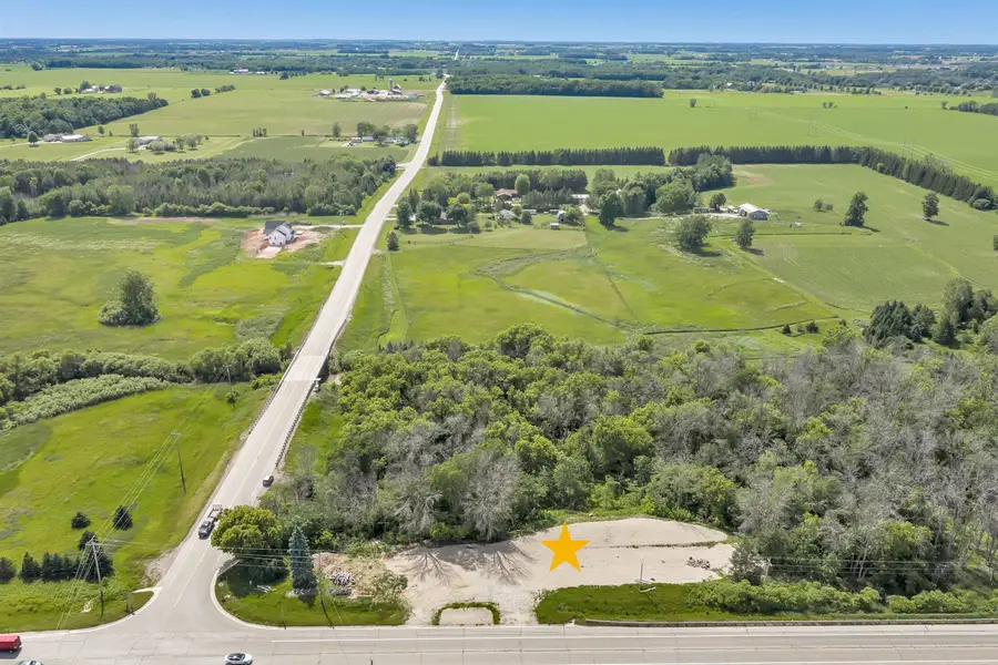 4864 State Highway 57, De Pere, WI 54115 - #3