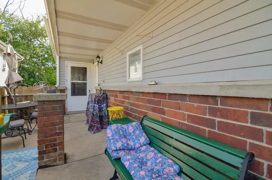 617 Victoria Court, Green Bay, WI 54311 - #2