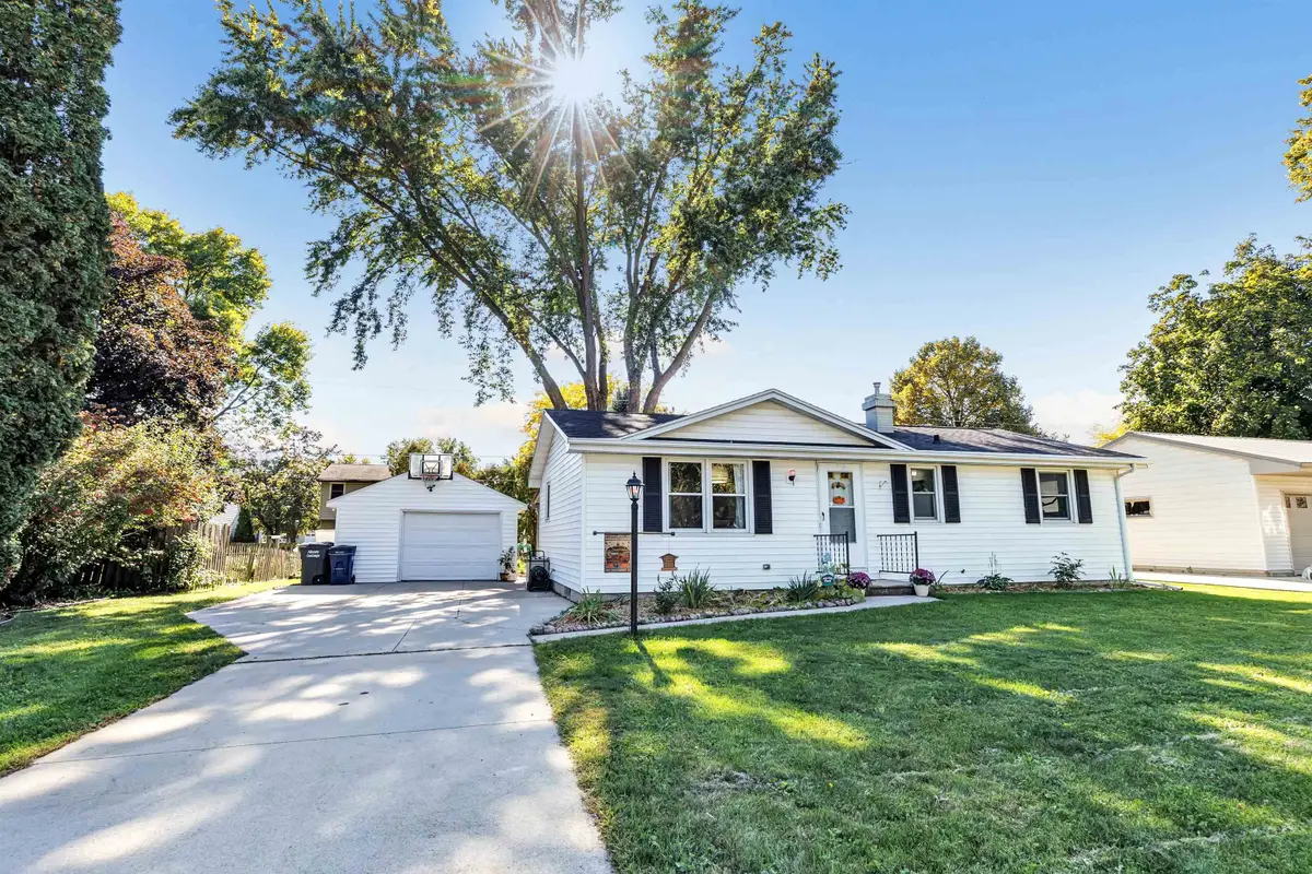 650 Memory Avenue, Green Bay, WI 54301-2229 - #1