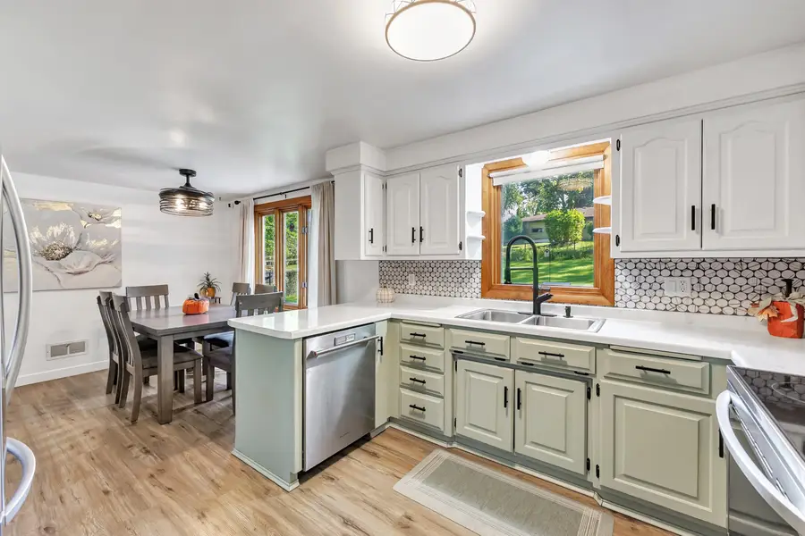 423 Bader Street, Green Bay, WI 54302 - #2
