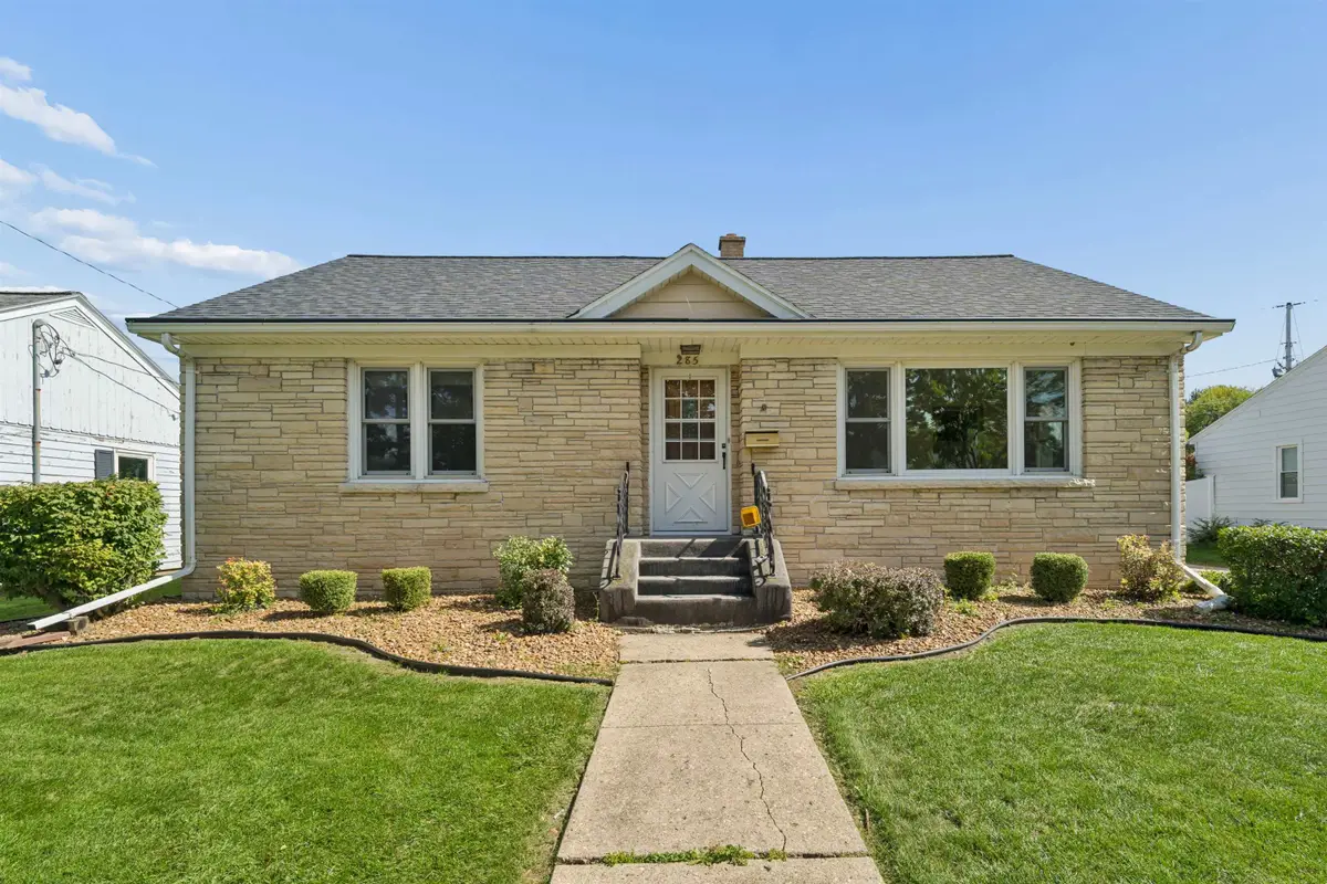 285 Dahl Place, Fond Du Lac, WI 54935 - #1