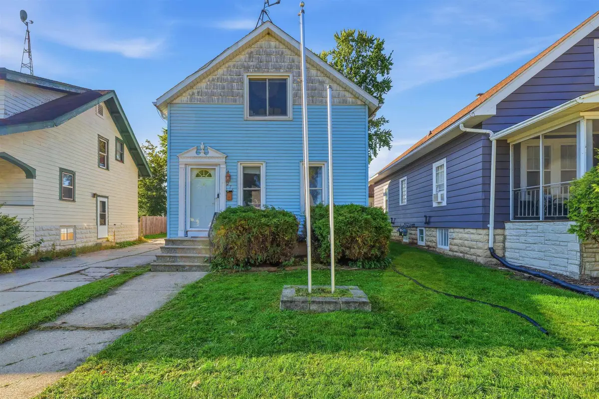276 5th Street, Fond Du Lac, WI 54935 - #1