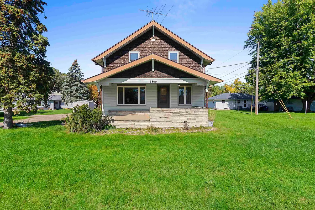 2500 E Newberry Street, Appleton, WI 54915 - #1