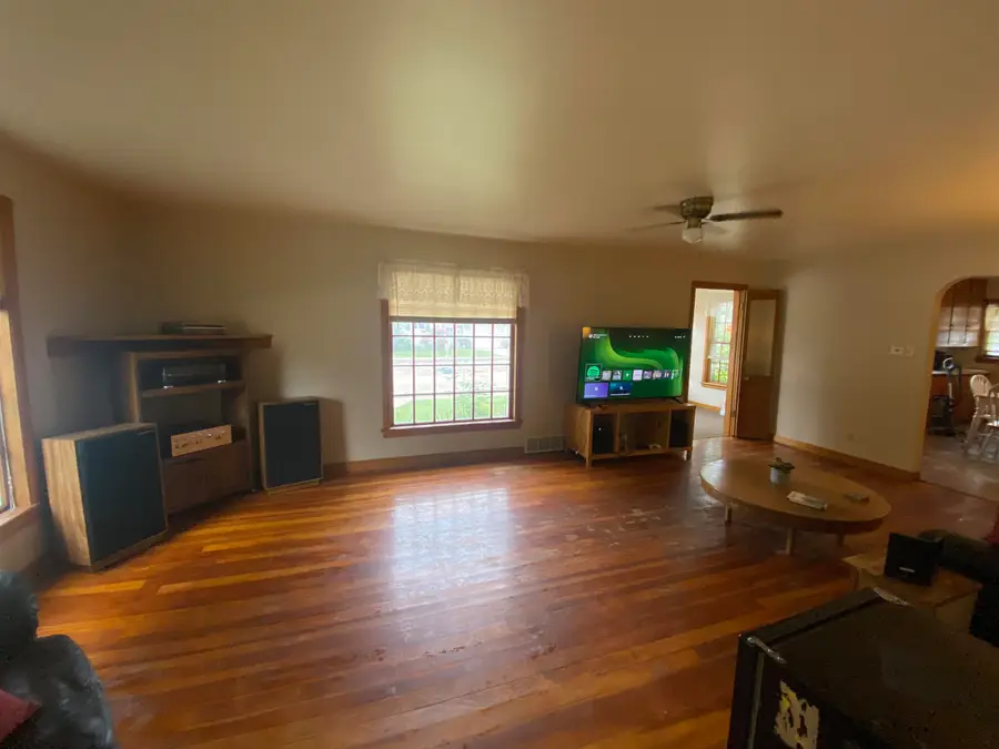 101 W Cedar Street, Gillett, WI 54124 - #2