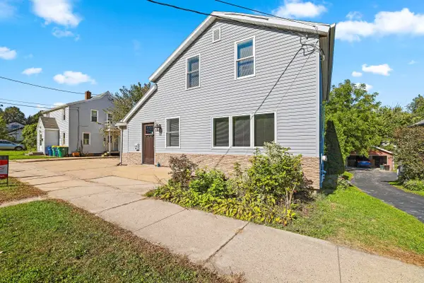 1123 Crooks Street, GREEN BAY, WI 54301-3816