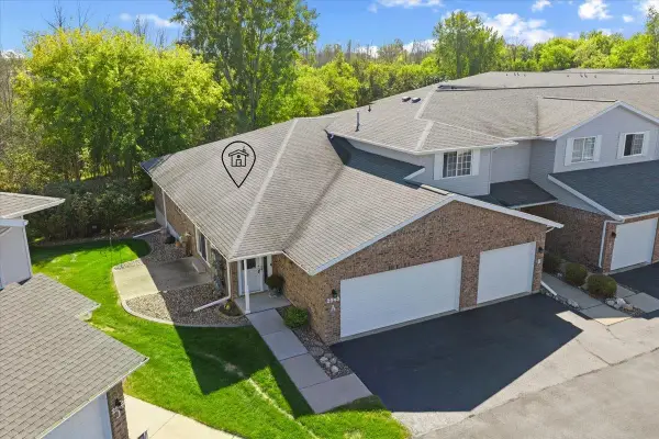 2543 Telluride Trail #1(A), GREEN BAY, WI 54313-3968