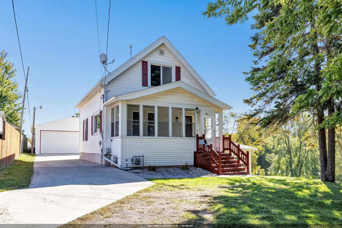 1911 S 13th Street, Manitowoc, WI 54220 - #1