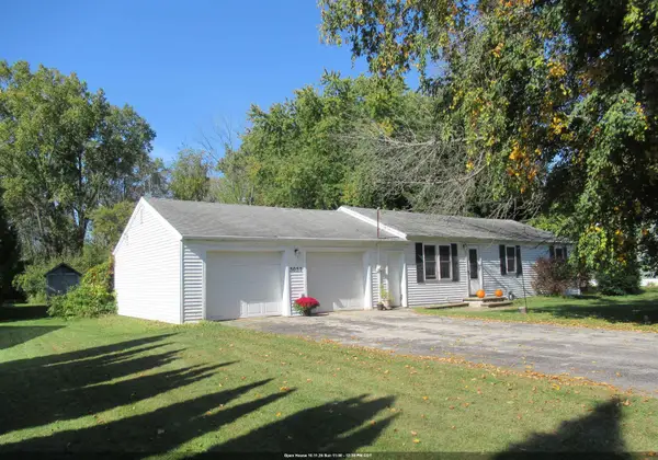 3037 Birch Road, SUAMICO, WI 54173-7918