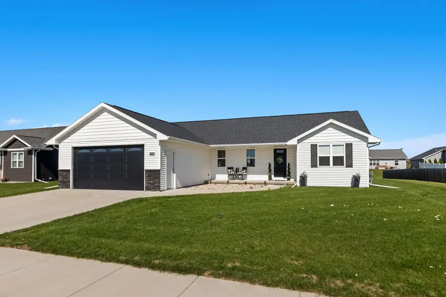 3424 E Rubyred Drive, Appleton, WI 54913 - #2