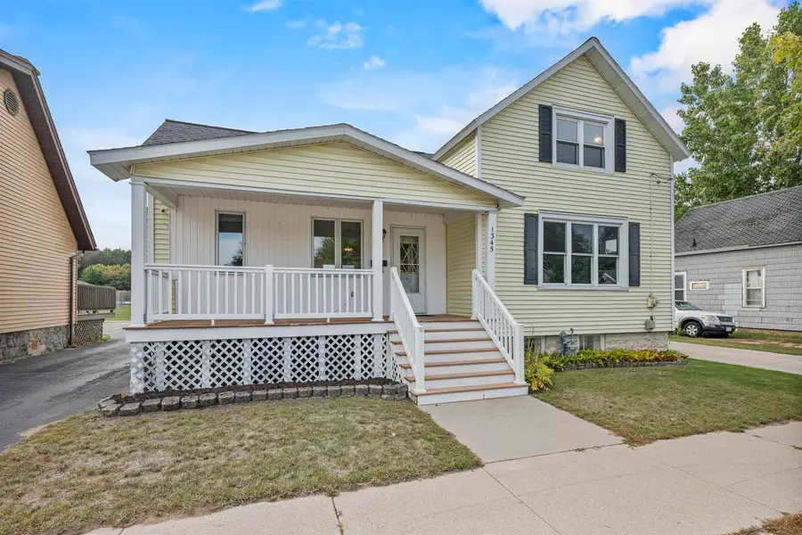 1345 Armstrong Street, Marinette, WI 54143 - #3