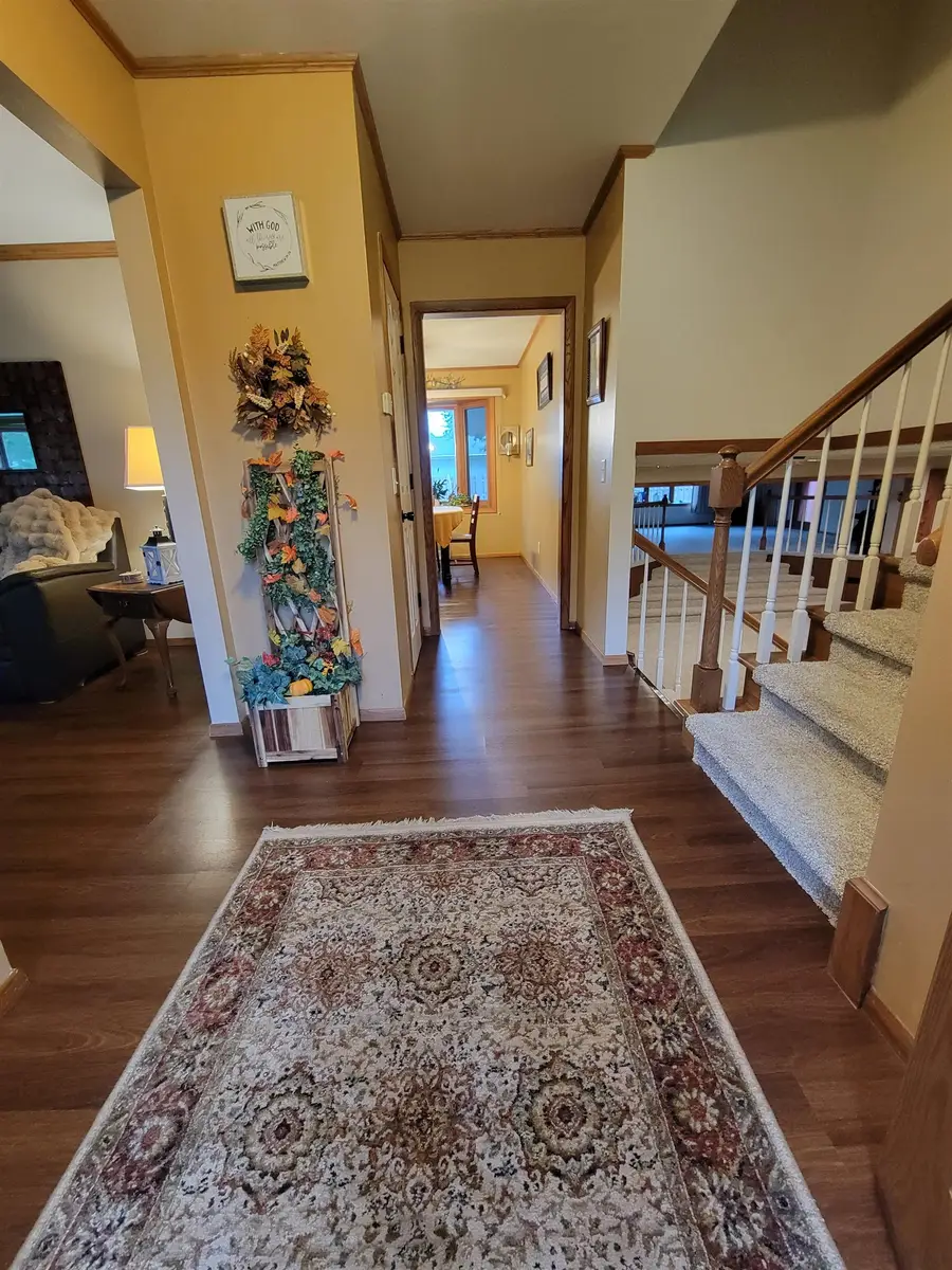 708 Kensington Road, Neenah, WI 54956 - #3