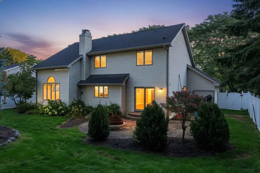 1610 King Of Arms Drive, Green Bay, WI 54313 - #2