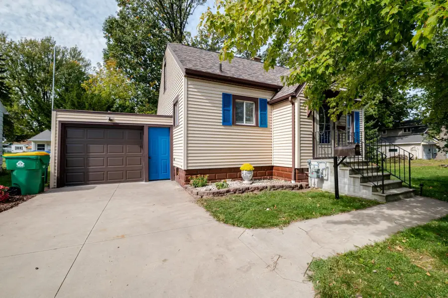 1105 Lincoln Street, Green Bay, WI 54303-3629 - #2