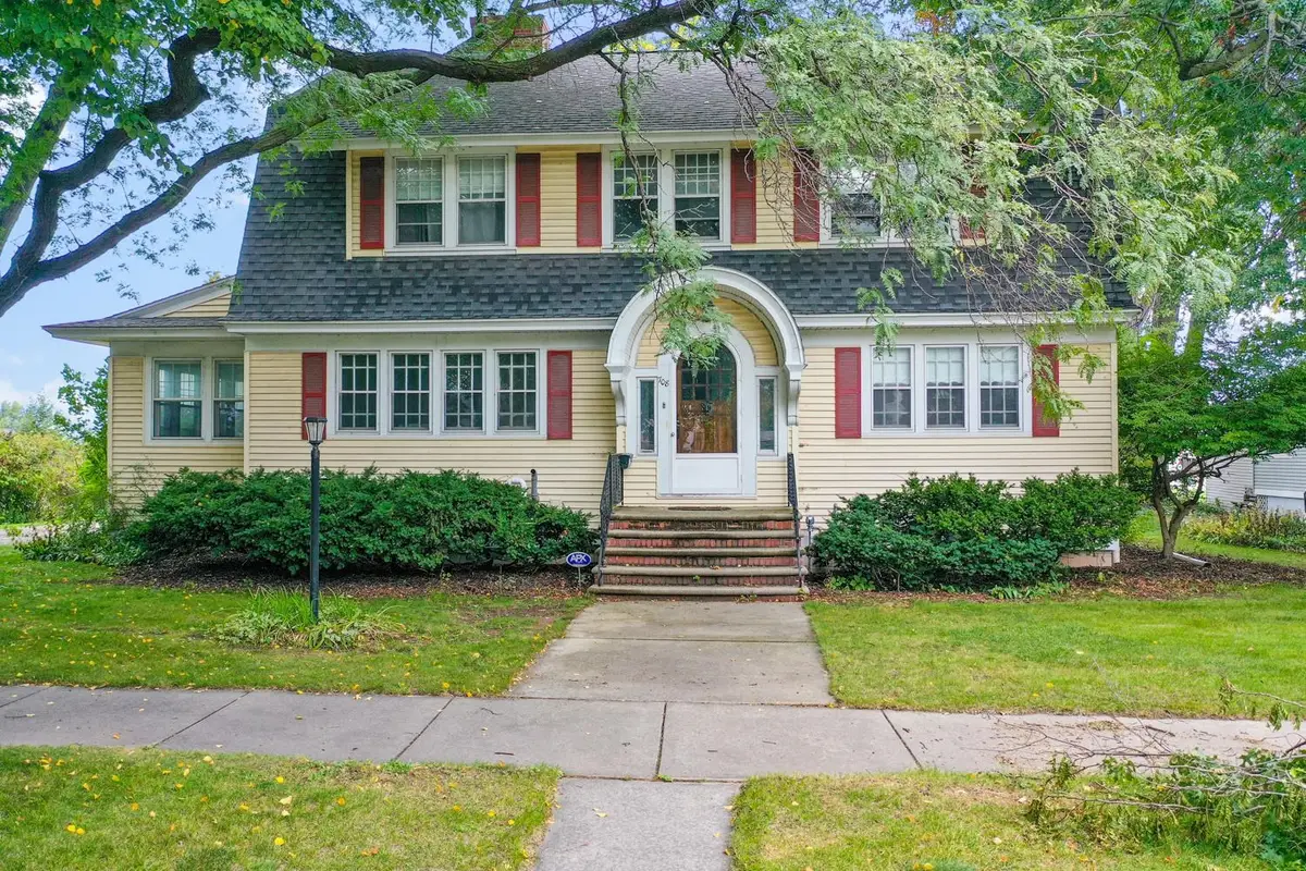 708 Garden Street, Green Bay, WI 54303-3534 - #1