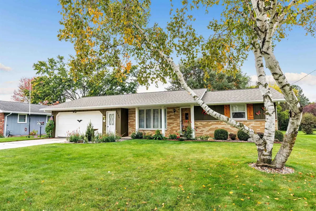 1804 Keehan Lane, Green Bay, WI 54311-6404 - #1