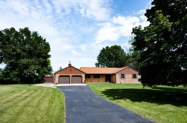 N5640 Fairway Drive, NEW LONDON, WI 54961