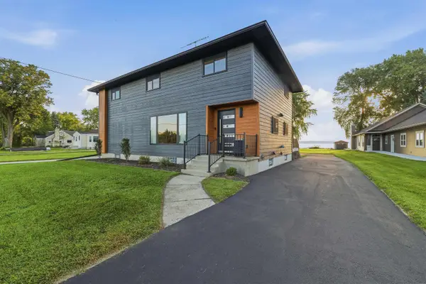 N7903 Lakeshore Drive, FRIENDSHIP, WI 54937