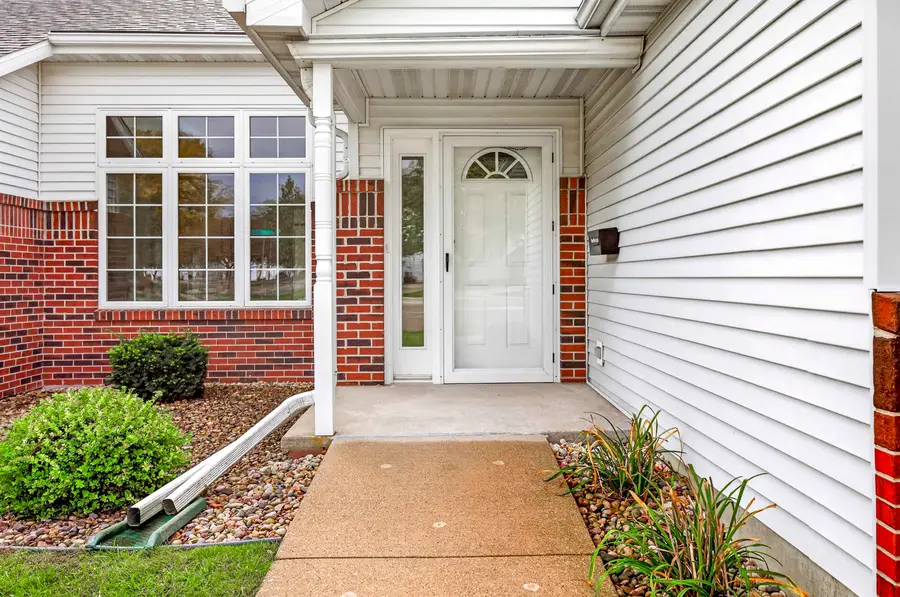 1057 W Windtree Drive #48, Appleton, WI 54914 - #3
