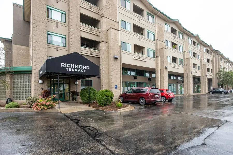 400 N Richmond Street #301, Appleton, WI 54911 - #2