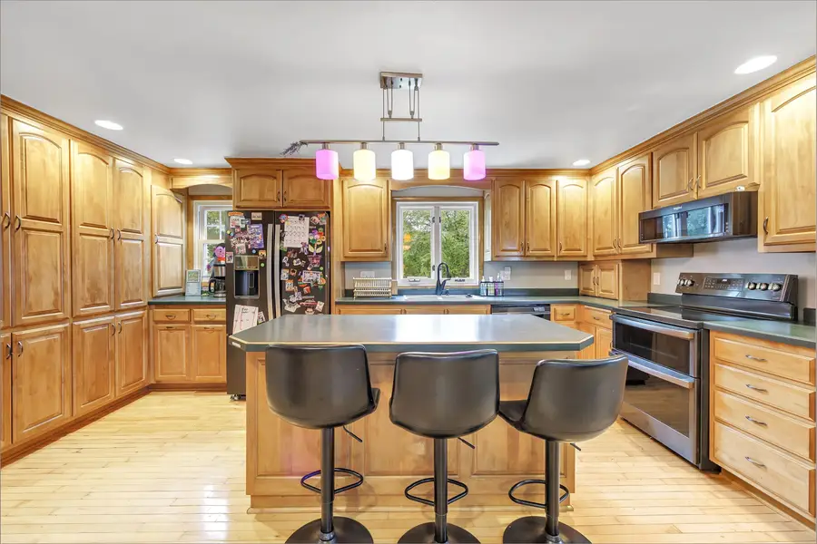 2839 S Broadway, Green Bay, WI 54304 - #2