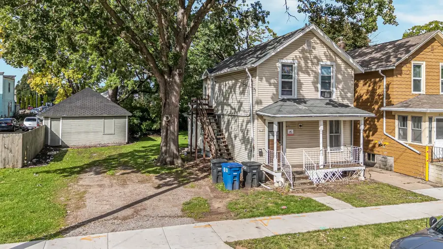 813 Cherry Street, Oshkosh, WI 54901 - #3