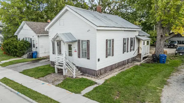 810 Mckinley Street, OSHKOSH, WI 54901
